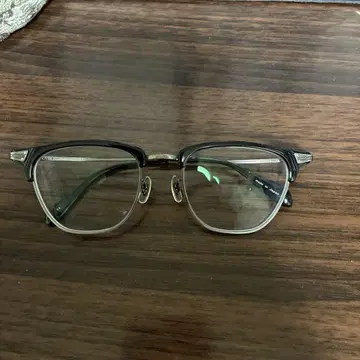 OLIVER PEOPLES BANKS