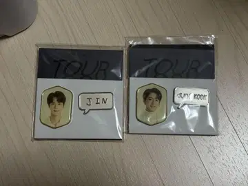 K-POP TOUR BADGE SET JIN RM