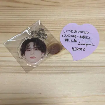 니시 히로토 kao 얼굴 아크릴 키링