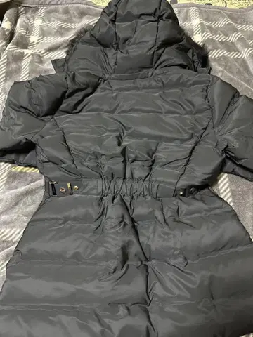 ZARA 세미롱 기장 후드 부착 다운 자켓