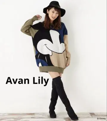 새상품 Avan Lily MickeyBIG 페이스 니트 원피스 미키마우스
