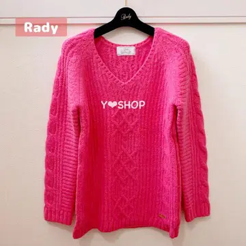 새상품급 케이블 니트탑 V넥 겨울 의류 Rady