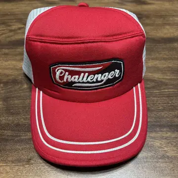 Challenger 트래커 캡 빨간색