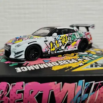 MINIGT LIBERTY WALK GTR Type2 레어 한정판