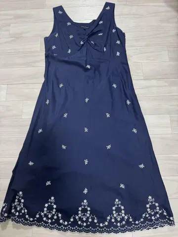 LAURA ASHLEY 자수 롱 원피스 13호