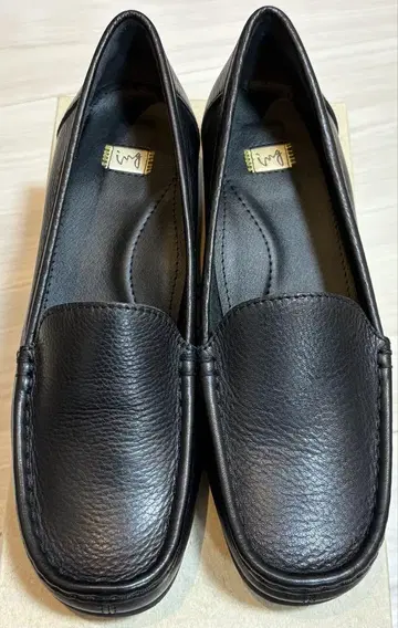 미사용 새상품 ing 모카 신발 블랙 23.5cm
