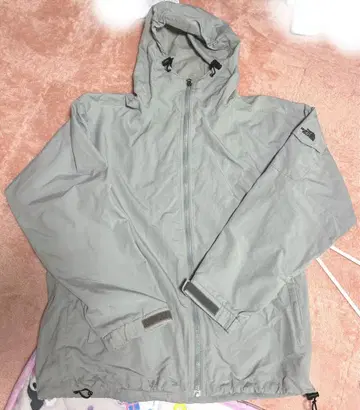 THE NORTH FACE 나일론 자켓 그레이