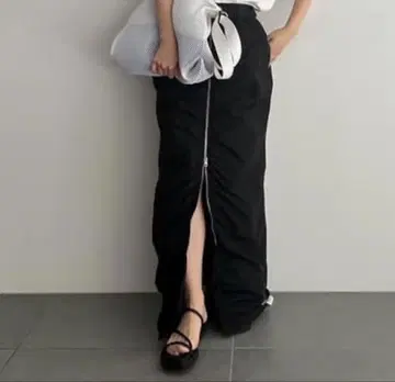 emmi 스커트