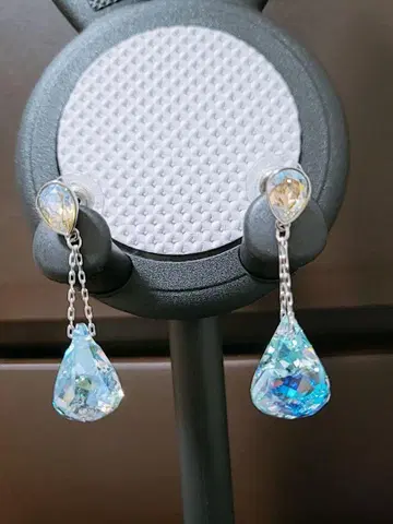 SWAROVSKI 귀걸이