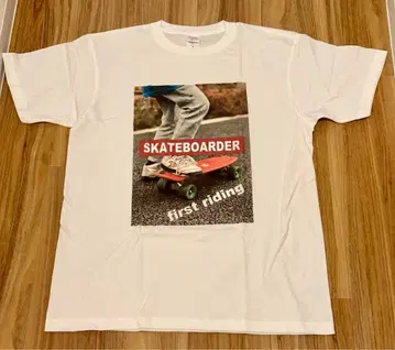 재고 처분 SALE SKATEBOARDER T셔츠 화이트