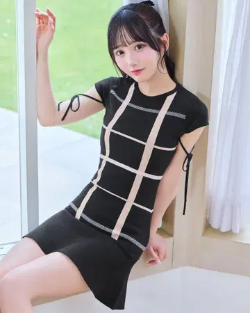 michellMacaron 체크 프릴 니트 원피스