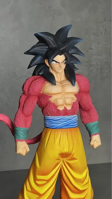 드래곤볼 손오공 슈퍼 사이어인 4