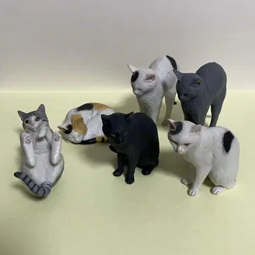모리구치 오사무의 고양이 피규어 마스코트