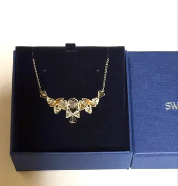 스와로브스키 목걸이
