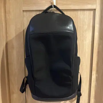 The North Face 블랙 백팩