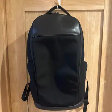 The North Face 블랙 백팩