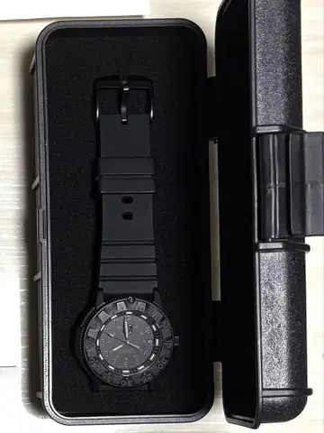 일본 한정판 모델 LUMINOX 루미녹스 3001 블랙 아웃