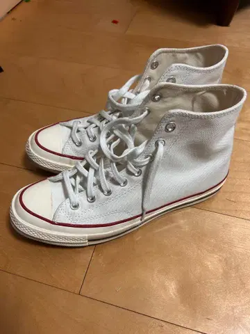 화이트 하이컷 척테일러 컨버스