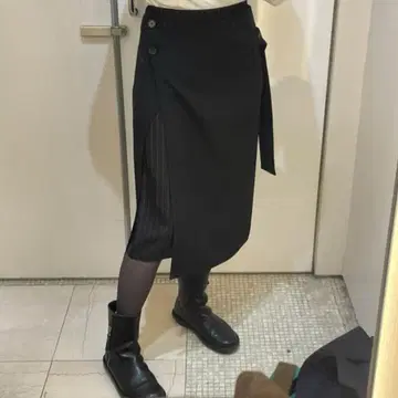 BACCA 블랙 플리츠 스커트 36