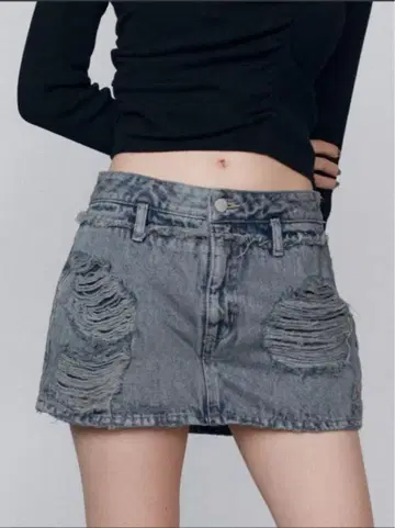 EMODA 레이어 립 데님 스커트
