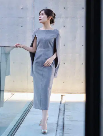 laubeblanc Narrow line Cape Dress