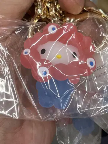 만박 한정판 굿즈 입체 클리어 컬러 헬로키티 키링