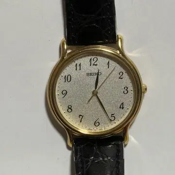 [가동품] SEIKO 쿼츠 손목시계 실버 아이보리 다이얼