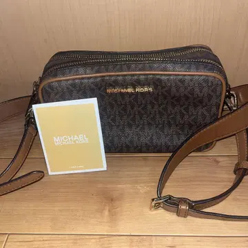MICHAEL KORS 브라운 숄더백