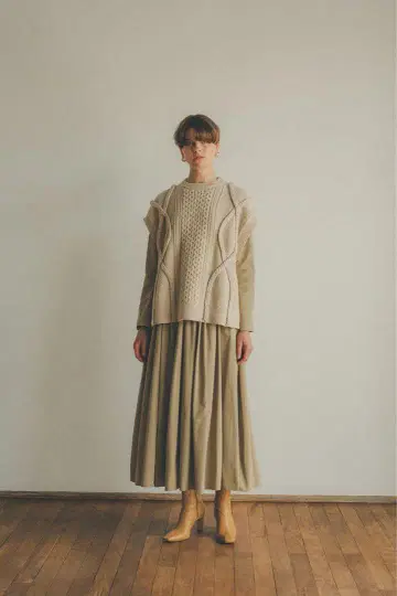 클라네 3D cable slit knit vest
