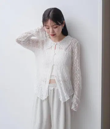 카라 부착 레이스 풀오버 화이트 M Kastane