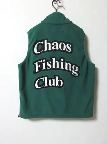 Chaos Fishing Club 플리스 베스트 Arch Logo