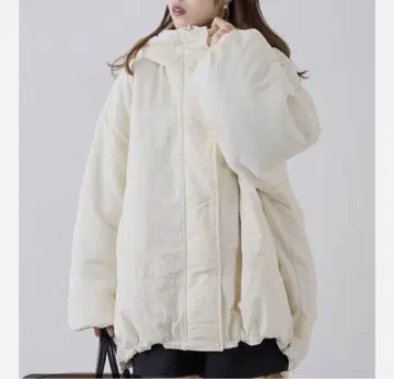 w closet 리버서블 몬스터 코트