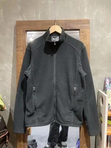 REI 블랙 플리스 자켓 L
