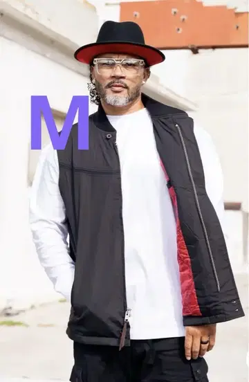 새상품 더비 오브 샌프란시스코 M 사이즈 베스트 302