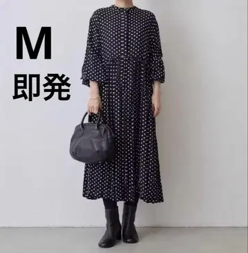 댓글 필수 새상품 즉시 발송 BEARDSLEY 비어즐리 도트 개더 원피스