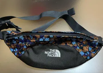 THE NORTH FACE 바디백 꽃무늬