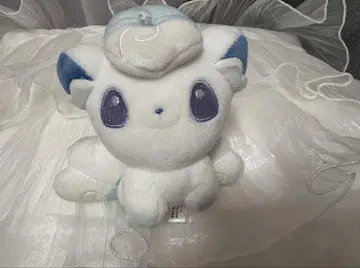포켓몬스터 식스테일 알로라의 모습 봉제 인형