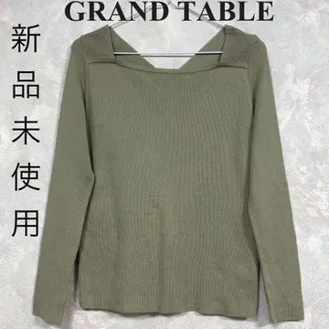 [ 새상품 ] GRAND TABLE 그랜터블 올리브 그린 긴팔 스웨터
