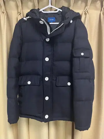 BEAMS 네이비 다운 자켓 M 사이즈