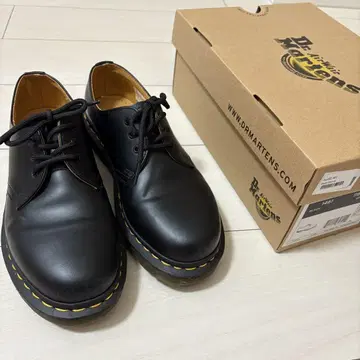 닥터마틴 1461 3홀 신발 UK5 24cm