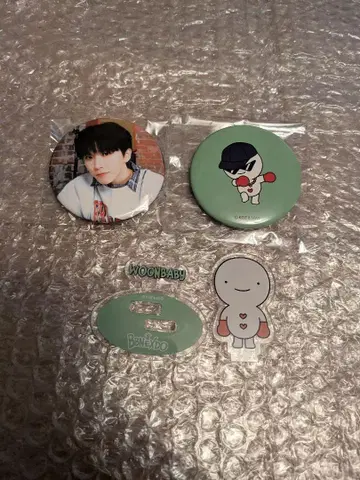 BOYNEXTDOOR 보넥도 운학 운아기 아크릴 스탠드 캔 배지