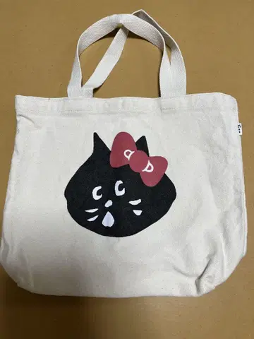 냐 x HELLO KITTY 토트백