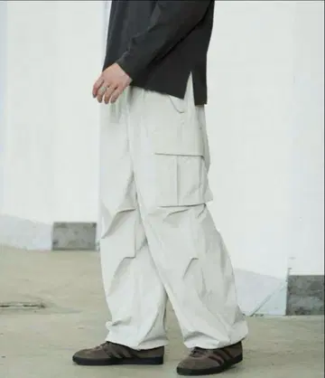 WYM LIDNM UTILITY TECH CARGO 라이트 그레이