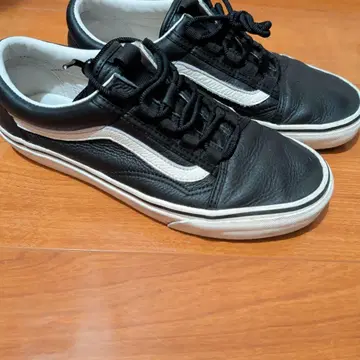 Vans 블랙/화이트 스니커즈
