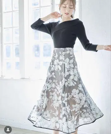 tocco 토코 클로젯 시어 롱 스커트 리본 콜라보 꽃무늬 플라워