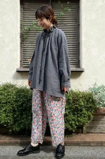 nest Robe 피그먼트 다이 더블 프릴 블라우스