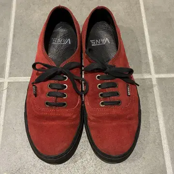 VANS 오센틱 스웨이드