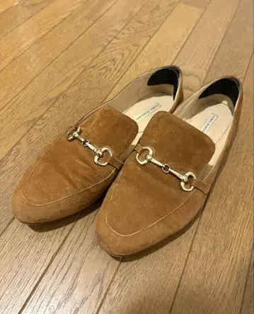 파비오 루스코니 베이지 브라운 스웨이드 로퍼 골드 금장 장식
