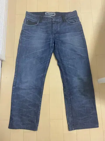 EMPORIO ARMANI 다크 블루 데님
