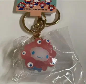 오사카 간사이 만박 산리오 미야쿠미야쿠 시나모롤 클리어 키링